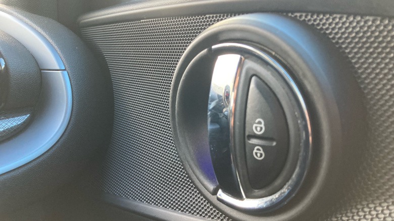 MINI Clubman 1.5 Cooper Exclusive 6dr Auto Petrol Estate